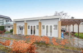 4 Bedroom Stunning Home In Glesborg